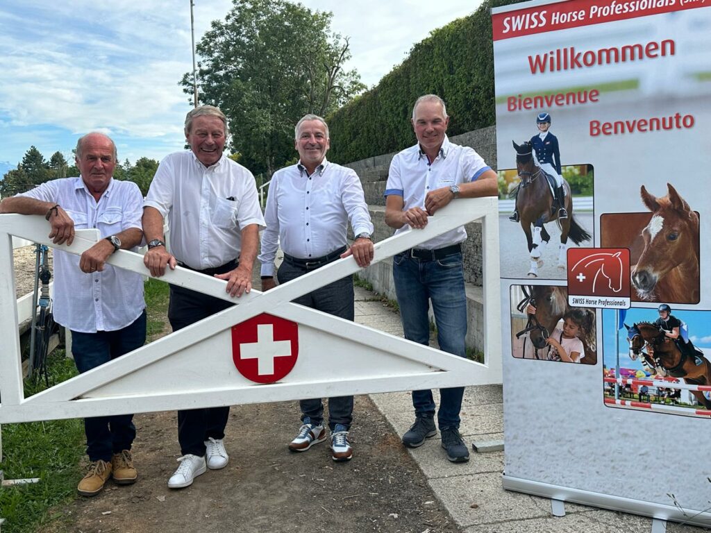 Die Präsidenten mussten einige Hürden während ihrer Amtszeit meistern

v.l. nach r. Hermann Mäder, Ernst Voegeli, Martin Richner, Sascha Stauffer (aktuell)